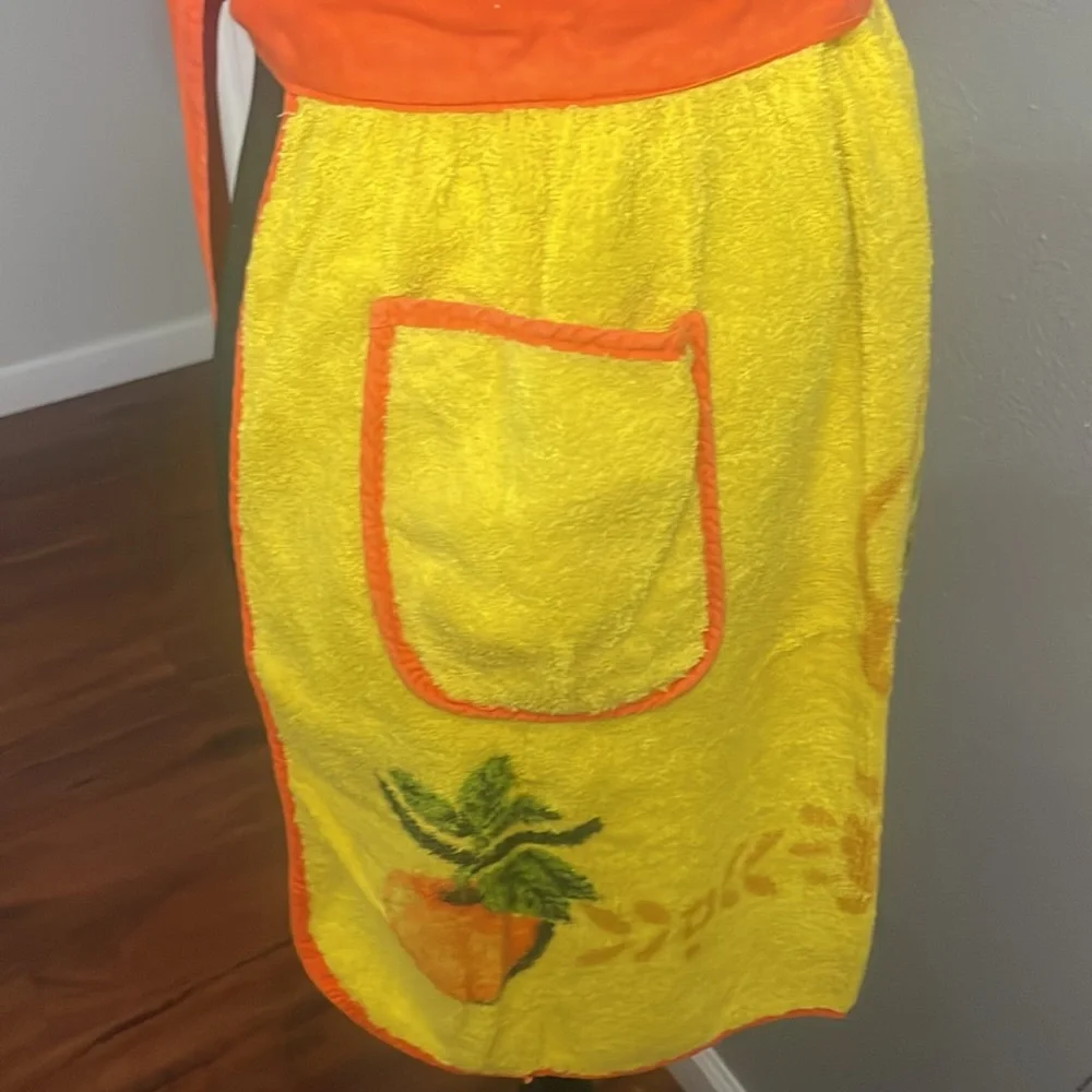 Kitchen Terry Cloth Half Apron, Bright Fruit Theme - Vintage